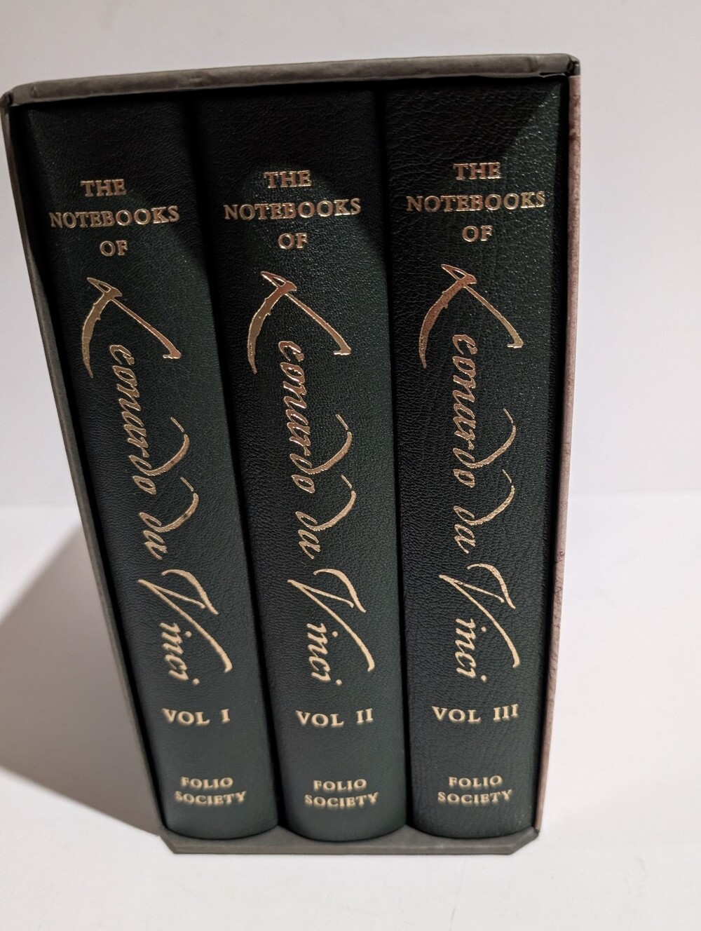 Notebooks of Leonardo da Vinci  Three Volume Set Folio Society In Slipcase 2009